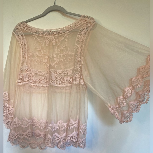 Boho style lace blouse - Picture 4 of 5